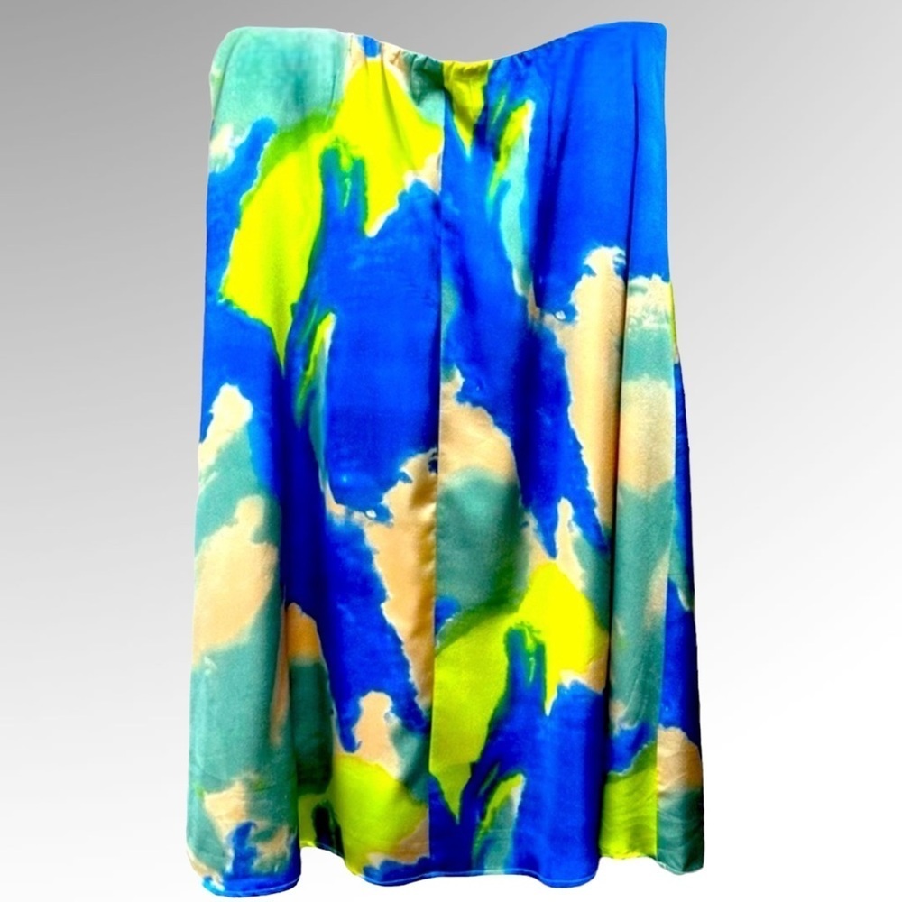 WD-NY skirt.